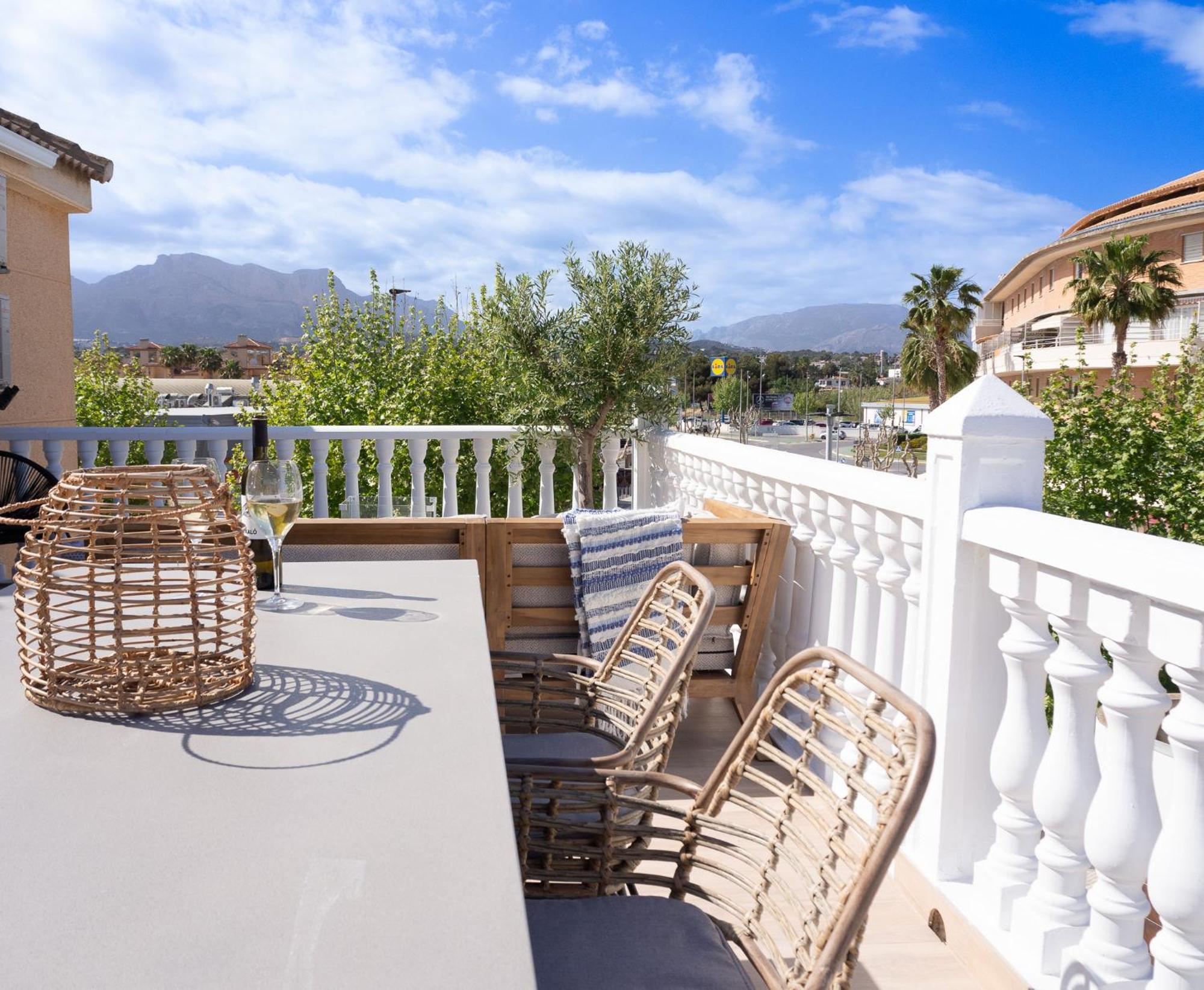 Casa Naru Albir, Duplex Appartement Met Ruim Terras En Buitenkeuken Альбир Экстерьер фото